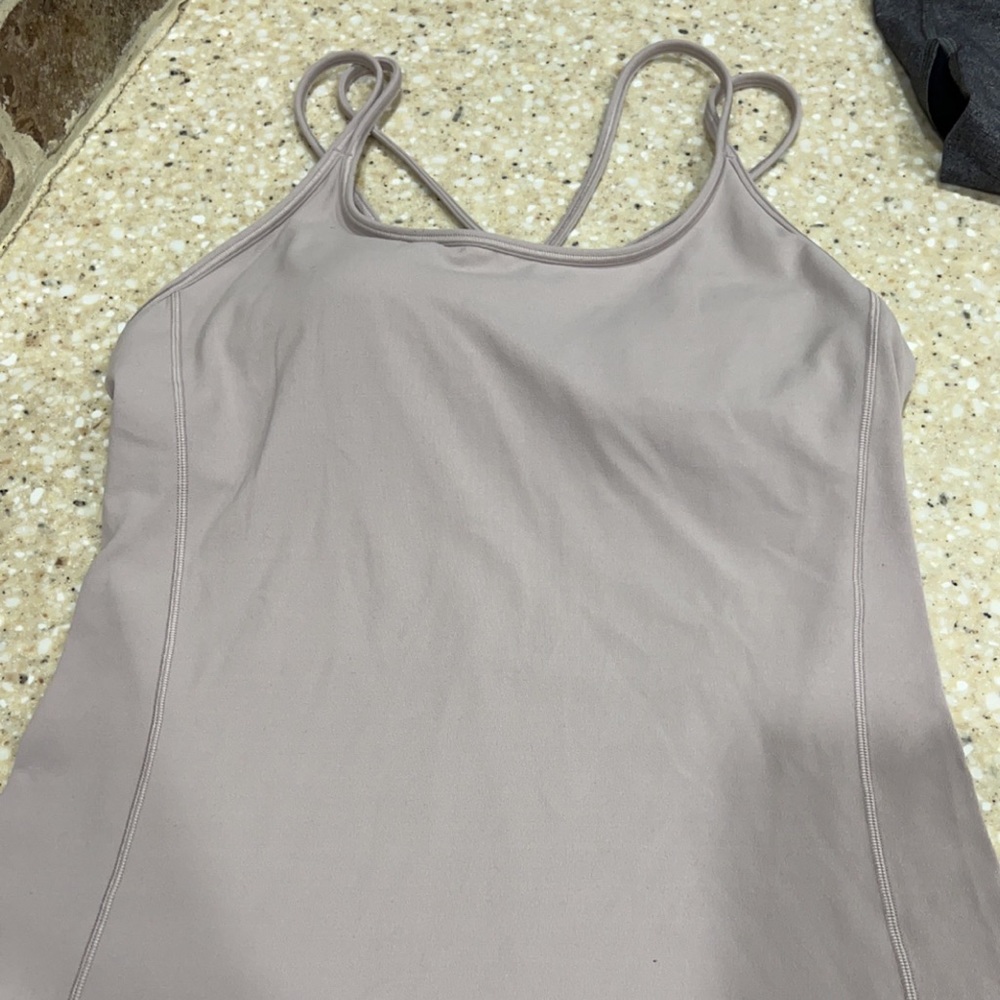 Lululemon tank (light purple )